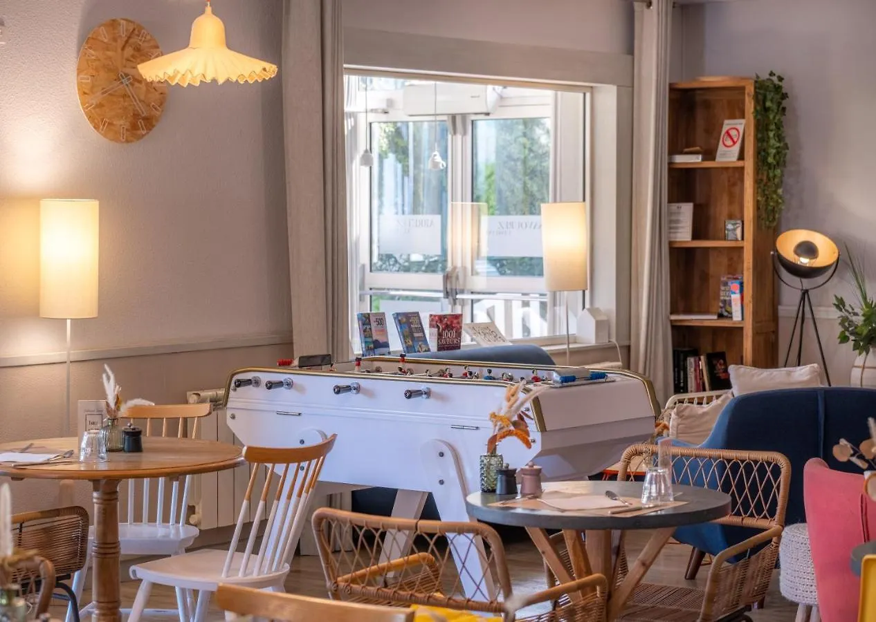 Hotel Kyriad Lyon Est - Bron Eurexpo Le Cottage