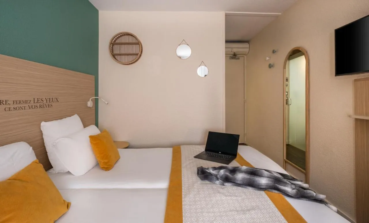Hotel Kyriad Lyon Est - Bron Eurexpo Le Cottage