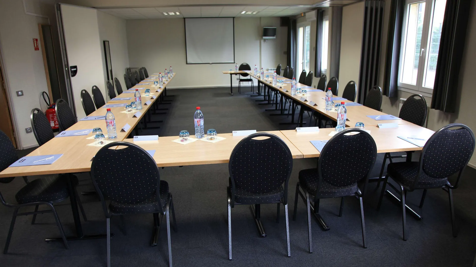 *** Hotel Kyriad Lyon Est - Bron Eurexpo Le Cottage Francia